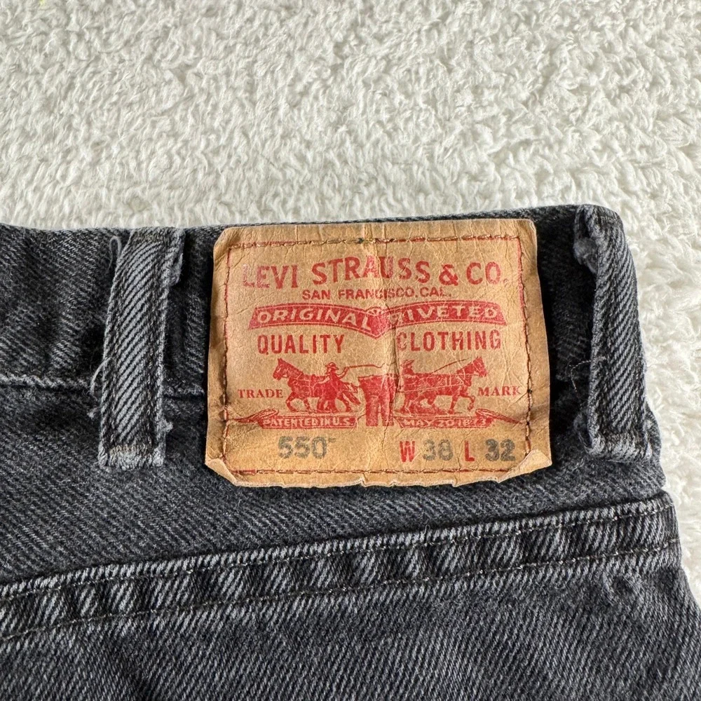 VTG Y2K 2000s Levi's 550 Relaxed Fit Straight Leg‎ Red Tab Denim Jeans 38x32